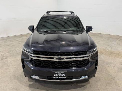 Used 2023 Chevrolet Suburban LS w/ Max Trailering Package AWD/4WD image 4