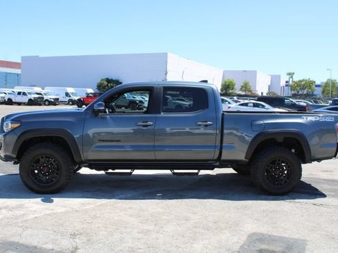 Used 2023 Toyota Tacoma TRD Off-Road AWD/4WD image 7