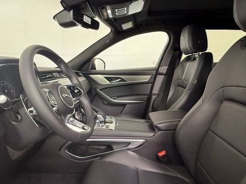 Used 2025 Jaguar F-PACE R-Dynamic S image 12