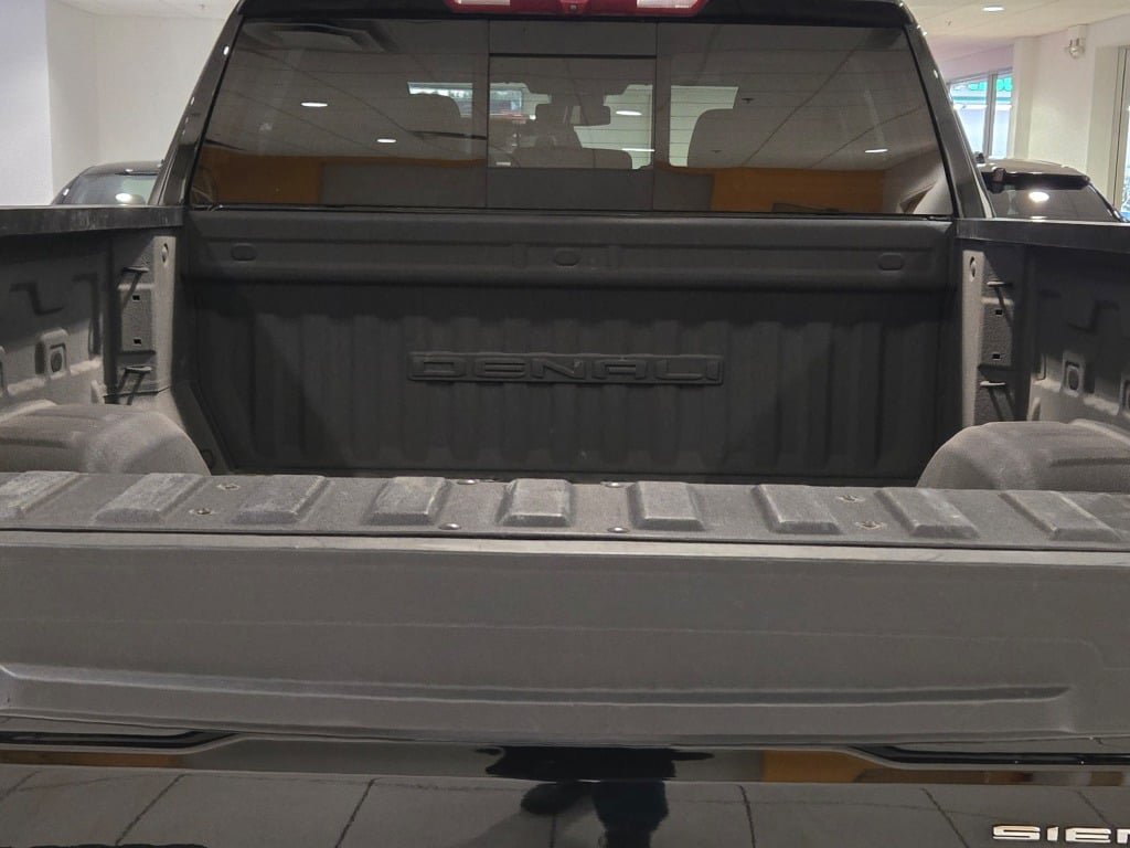 Certified 2023 GMC Sierra 1500 Denali AWD/4WD image 12