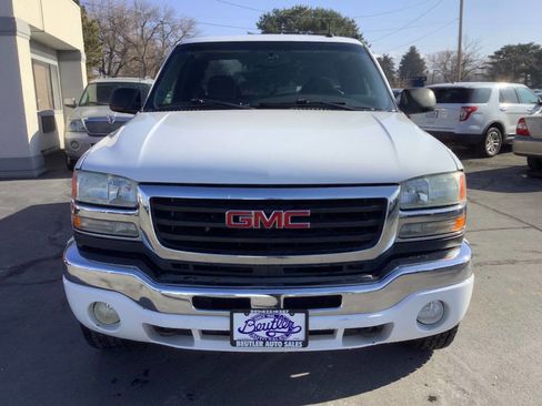 Used 2003 GMC Sierra 2500 SLE w/ Skid Plate Package image 6