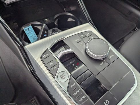 Used 2023 BMW 230i Coupe w/ Premium Package image 17