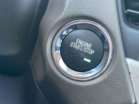 Used 2017 GMC Yukon Denali w/ Open Road Package image 22