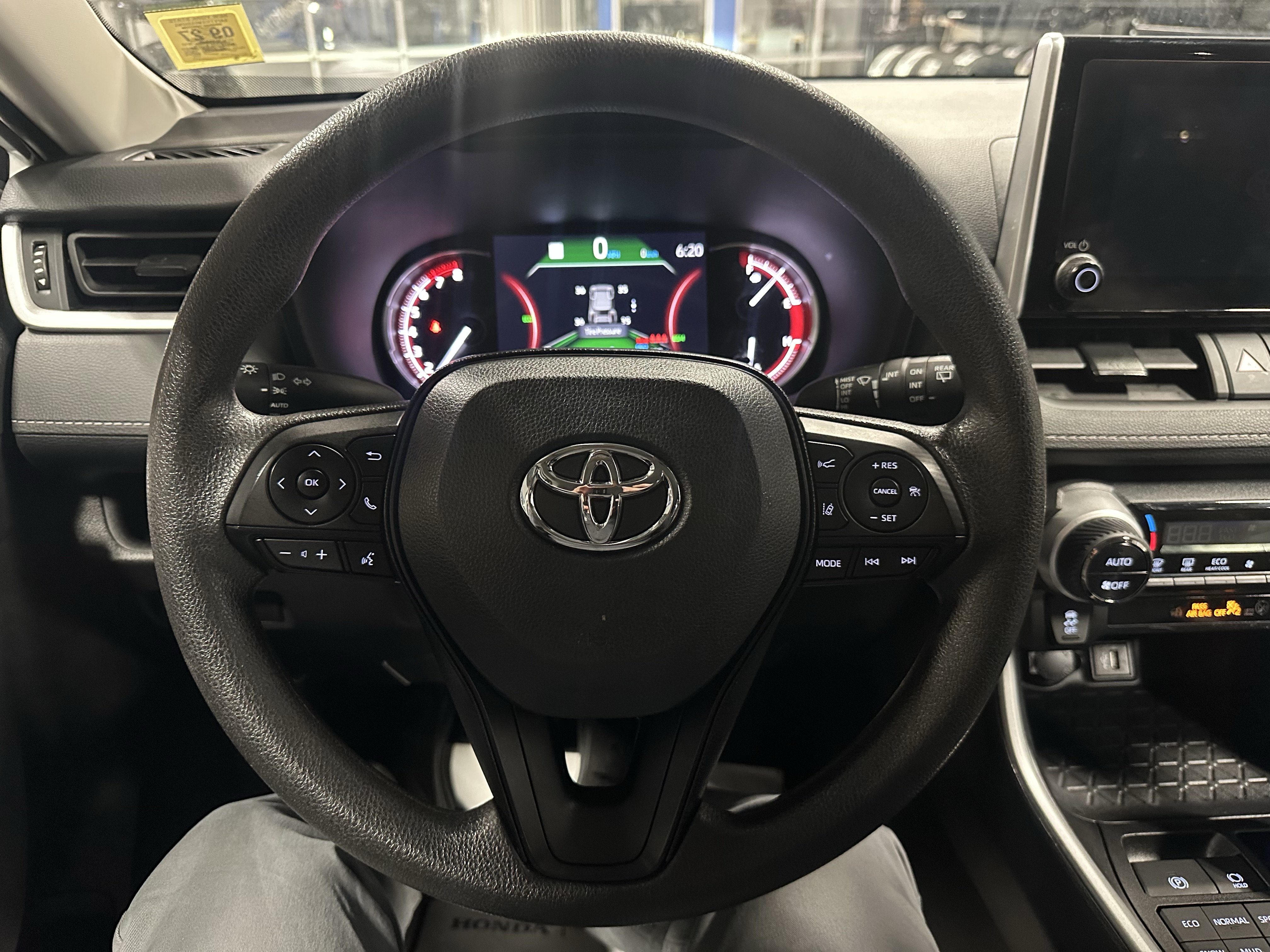 Used 2024 Toyota RAV4 XLE AWD/4WD image 10