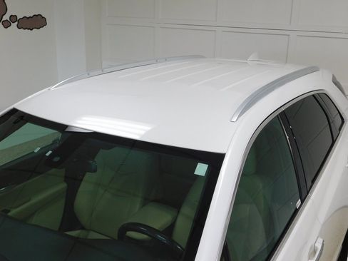 Used 2018 Cadillac XT5 AWD image 22