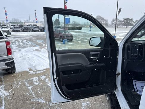 Used 2018 Chevrolet Silverado 2500 W/T w/ WT Convenience Package image 13