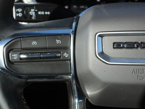 Used 2024 GMC Canyon Denali image 23
