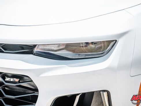 Used 2018 Chevrolet Camaro ZL1 RWD image 55