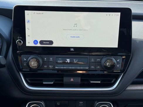 Certified 2026 Toyota Grand Highlander Limited AWD/4WD image 3