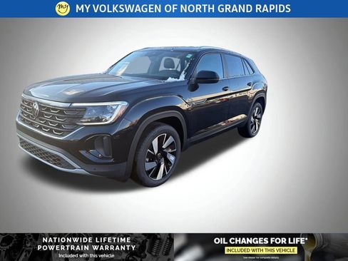 New 2026 Volkswagen Atlas Cross Sport SE image 7