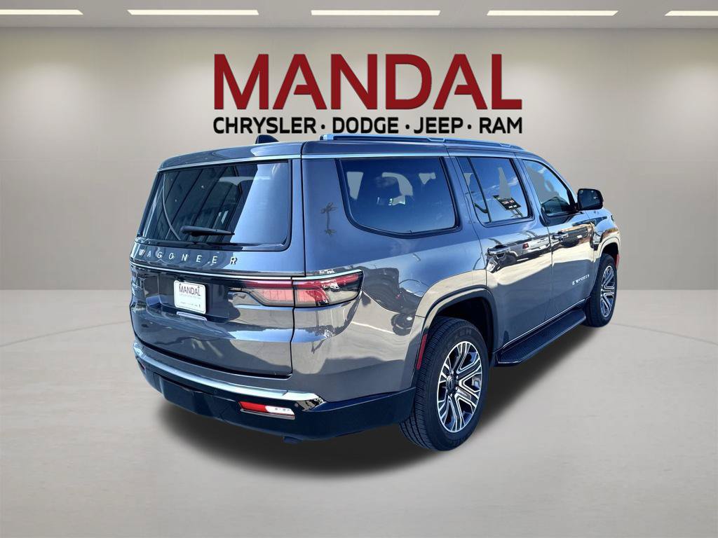 Used 2025 Jeep Wagoneer Series II AWD/4WD image 5