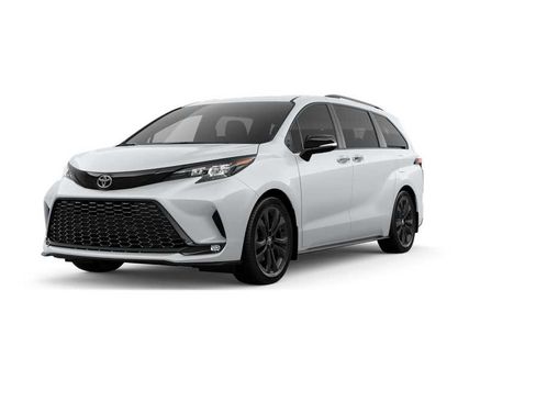 New 2026 Toyota Sienna XSE image 2