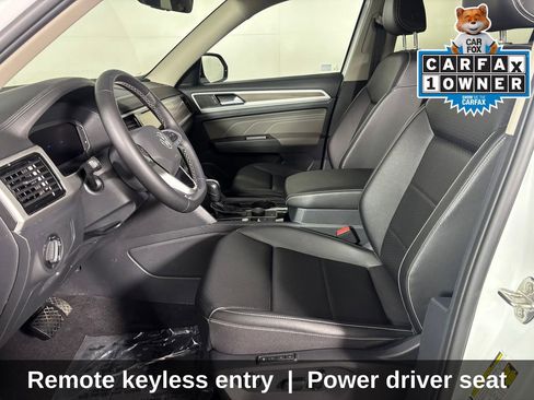 Used 2023 Volkswagen Atlas SEL AWD/4WD image 11