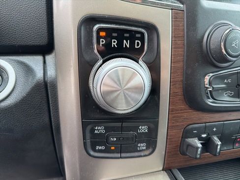 Used 2015 RAM 1500 Laramie w/ Convenience Group image 29