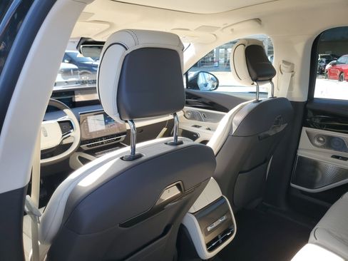 New 2026 Lincoln Nautilus Black Label image 28