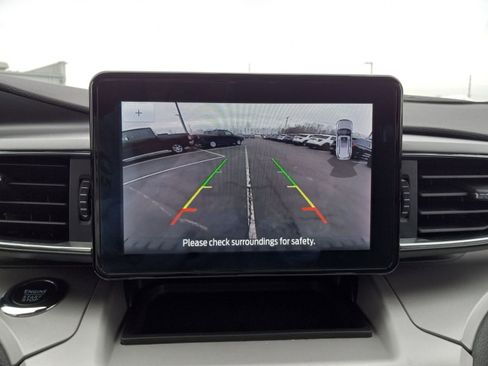 Used 2024 Ford Explorer XLT w/ Equipment Group 202A image 22