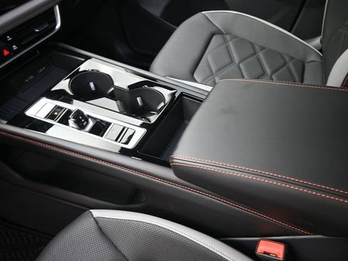 New 2026 Volkswagen Atlas Peak Edition image 31