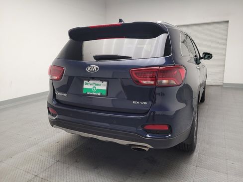 Used 2019 Kia Sorento EX image 7