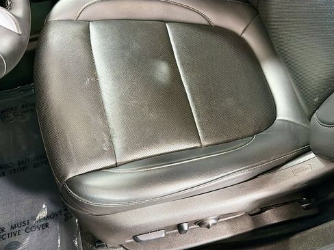 Used 2023 GMC Acadia SLT w/ Preferred Package AWD/4WD image 21