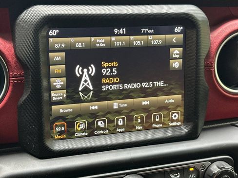 Used 2023 Jeep Wrangler Unlimited Rubicon 4xe AWD/4WD image 18