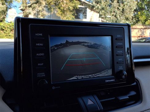 Certified 2022 Toyota RAV4 LE image 8