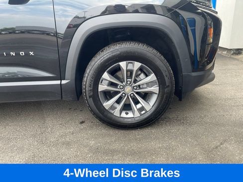 Used 2026 Chevrolet Equinox LT AWD/4WD image 10