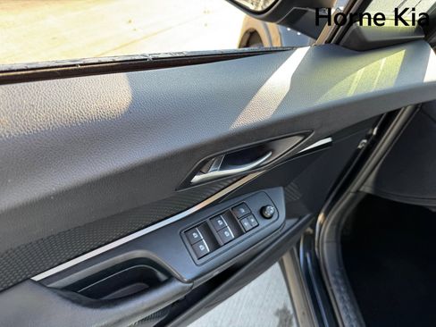 Used 2018 Toyota C-HR XLE image 10