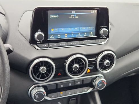 Used 2025 Nissan Sentra S FWD image 13