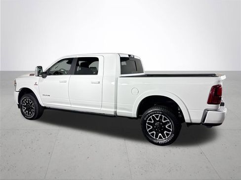 New 2026 RAM 2500 Limited AWD/4WD image 8