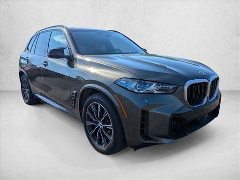 Used 2024 BMW X5 M60i AWD/4WD image 3