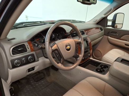 Used 2008 Chevrolet Silverado 3500 LTZ w/ Sun And Navigation Package image 17