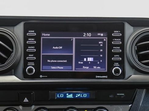 Used 2022 Toyota Tacoma SR AWD/4WD image 16