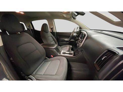 Used 2021 Chevrolet Colorado LT w/ LT Convenience Package image 16