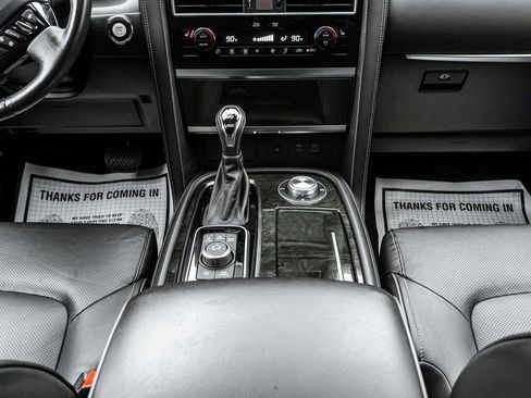 Used 2024 INFINITI QX80 Luxe image 12