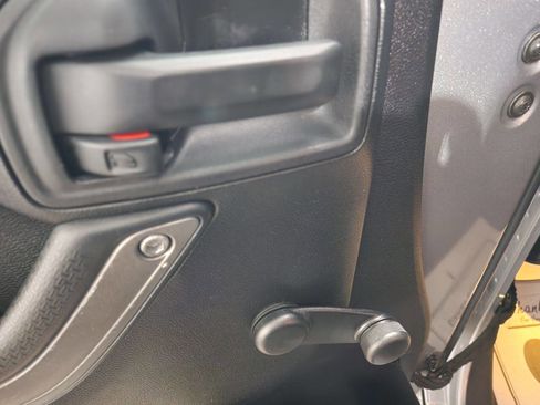 Used 2015 Jeep Wrangler Unlimited Sport w/ Connectivity Group image 11