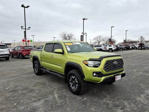 Certified 2023 Toyota Tacoma TRD Off-Road image 5