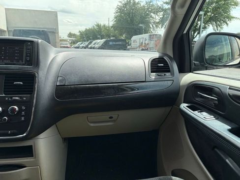 Used 2017 Dodge Grand Caravan SE w/ Power Window Group image 7