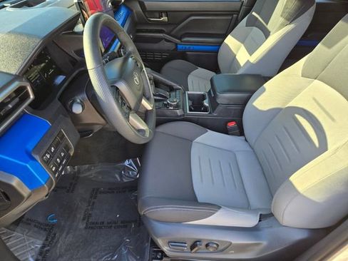 Certified 2025 Toyota Tacoma TRD Sport w/ TRD Sport Upgrade Package image 9