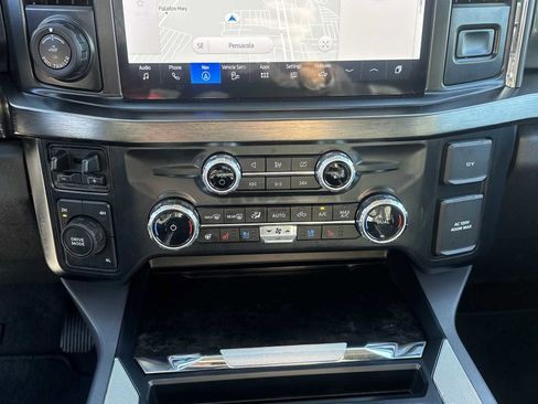 Used 2024 Ford F350 Lariat w/ Lariat Ultimate Package image 18