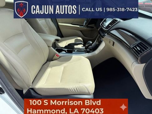 Used 2017 Honda Accord Touring image 26