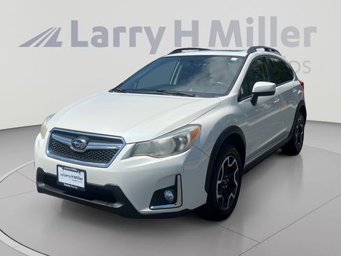 Used 2016 Subaru Crosstrek 2.0i Premium w/ Moonroof Package AWD/4WD image 1