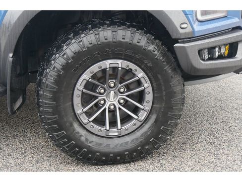 Used 2019 Ford F150 Raptor w/ Equipment Group 802A Luxury image 29