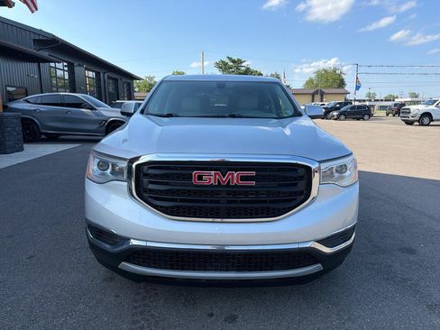 Used 2017 GMC Acadia SLE w/ LPO, Floor Liner Package AWD/4WD image 2
