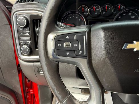 Used 2019 Chevrolet Silverado 1500 LT w/ Texas Edition AWD/4WD image 17