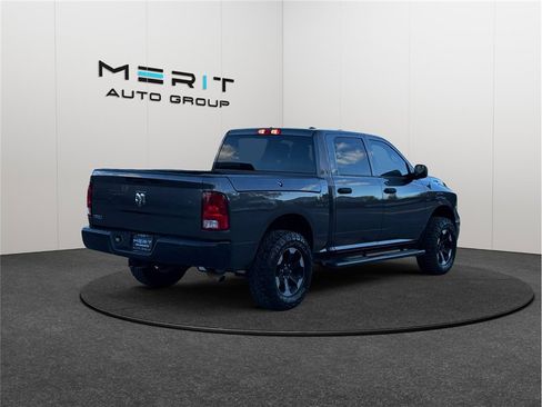 Used 2019 RAM 1500 4x4 Crew Cab Tradesman image 9