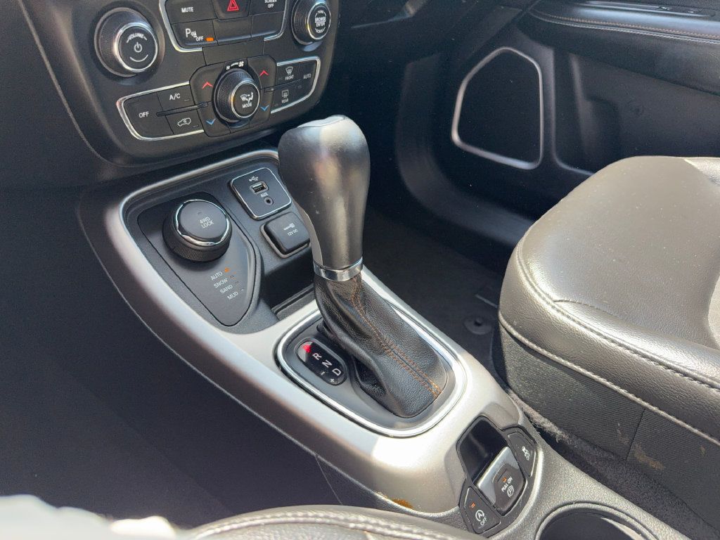 Used 2018 Jeep Compass Latitude w/ Popular Equipment Group AWD/4WD image 21