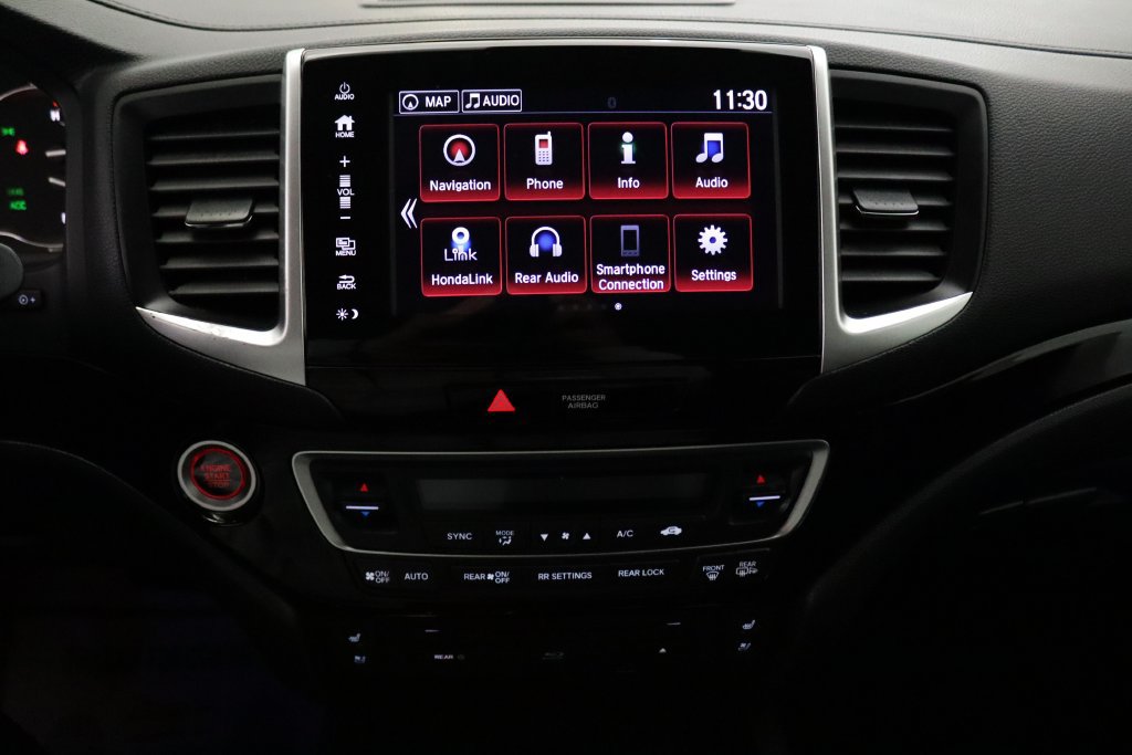 Used 2017 Honda Pilot Elite image 21