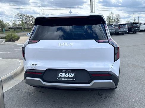 New 2026 Kia EV9 Light image 6