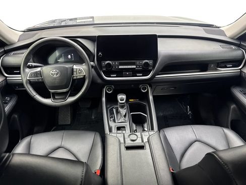 Used 2024 Toyota Grand Highlander AWD image 55