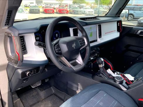 New 2025 Ford Bronco Heritage Edition AWD/4WD image 6